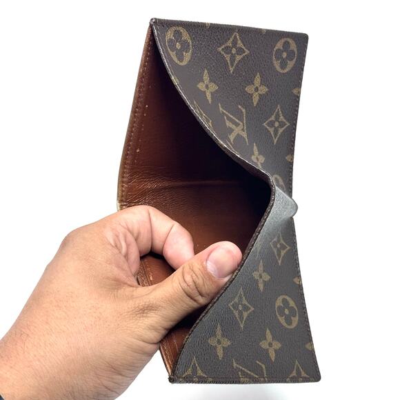 Louis Vuitton Monogram Wallet - Picture 6 of 12